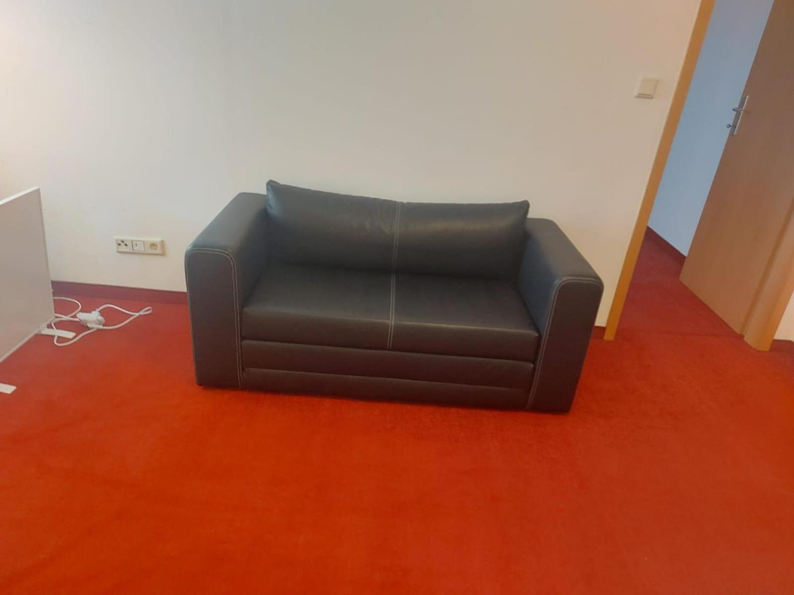 Ferienhaus 2 Bedrooms, 2 Baths House With A Living An Upstairs Reception Rea Wien